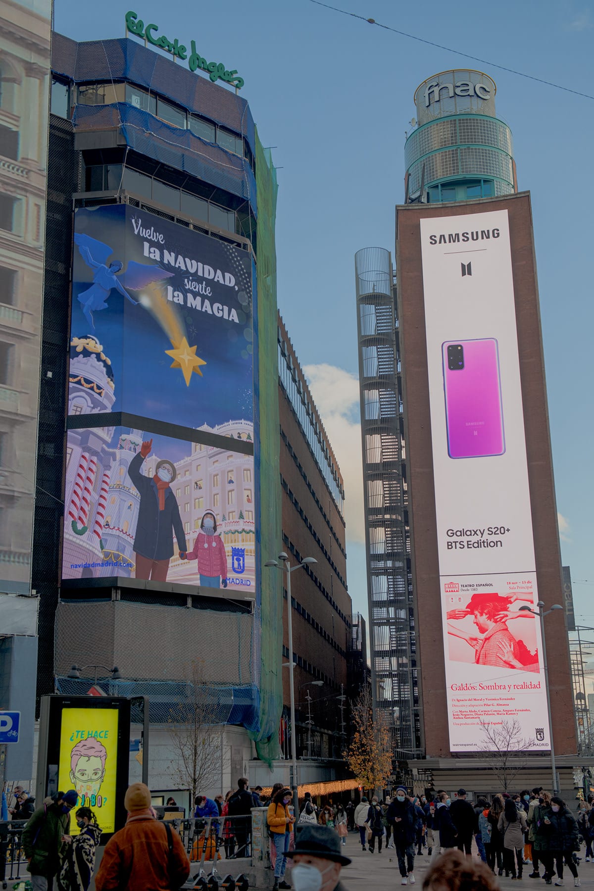 Madrid Navidad poster on El Corte Inglés billboard, Plaza Callao.