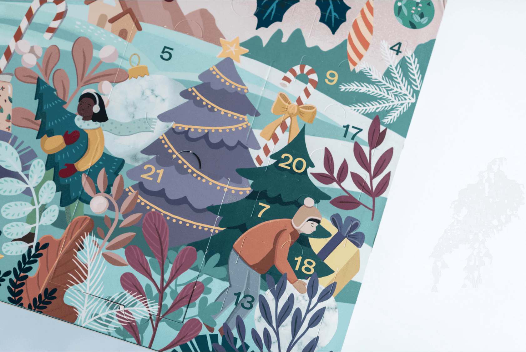 Ausschnitt eines illustrierten Weihnachts-Adventskalenders mit nummerierten Türchen, mit einer Person, die ein Geschenk unter einen Weihnachtsbaum legt, umgeben von Weihnachtsdekoration und Grün.